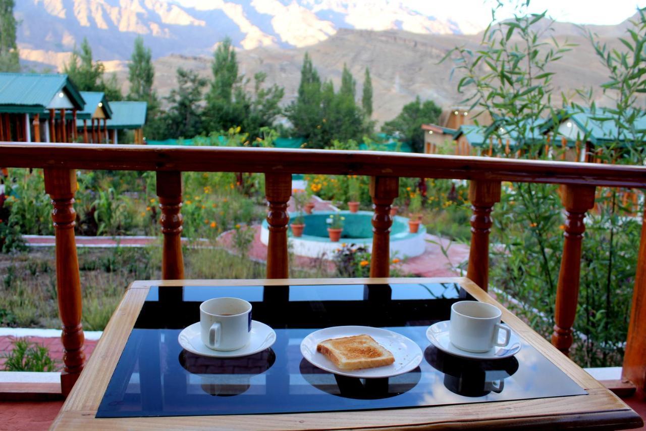 Rangyul Resort Kargil Exterior foto